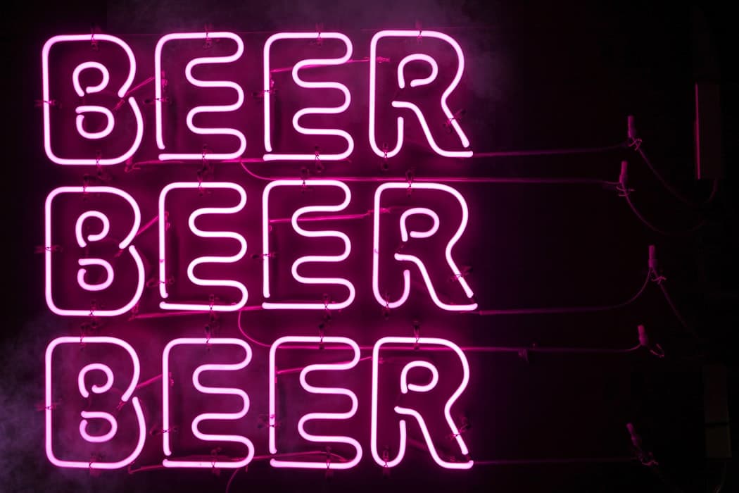 neon sign beer