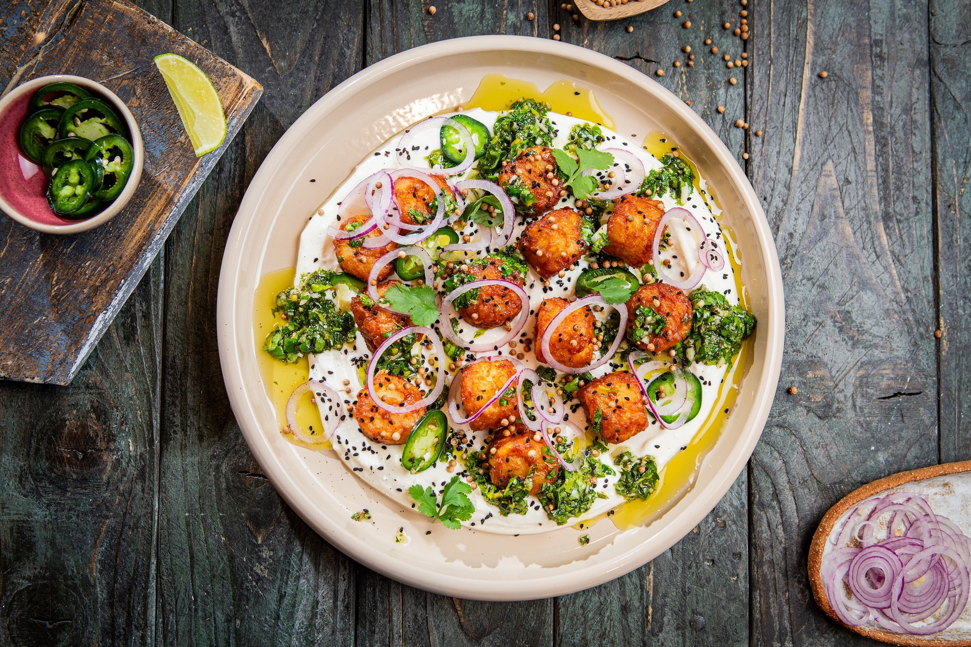 rosti_bites_s_masala_korenim_a_tamarindovou_omackou | Recepty Aviko pro gastronomii