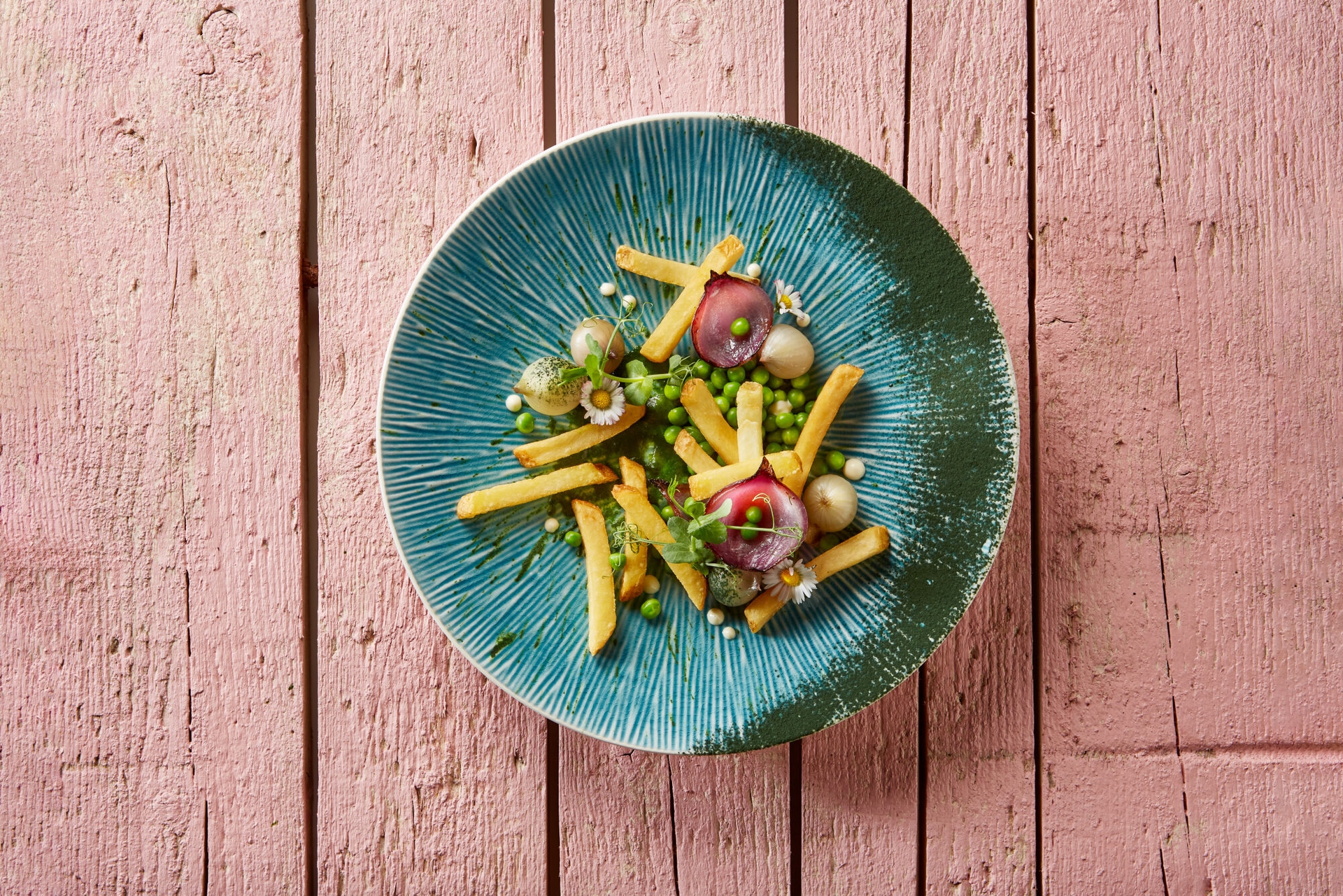 803860_aviko_hranolky_se_slupkou_11_mm_2500_g_pokrm