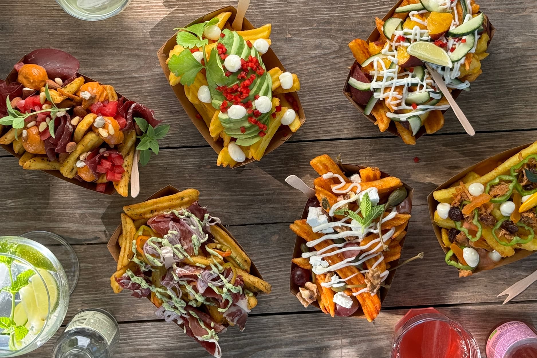 avfs-240194-01_house_of_fries_-_new_concept_-_image_text_block_-_900x600px-cz